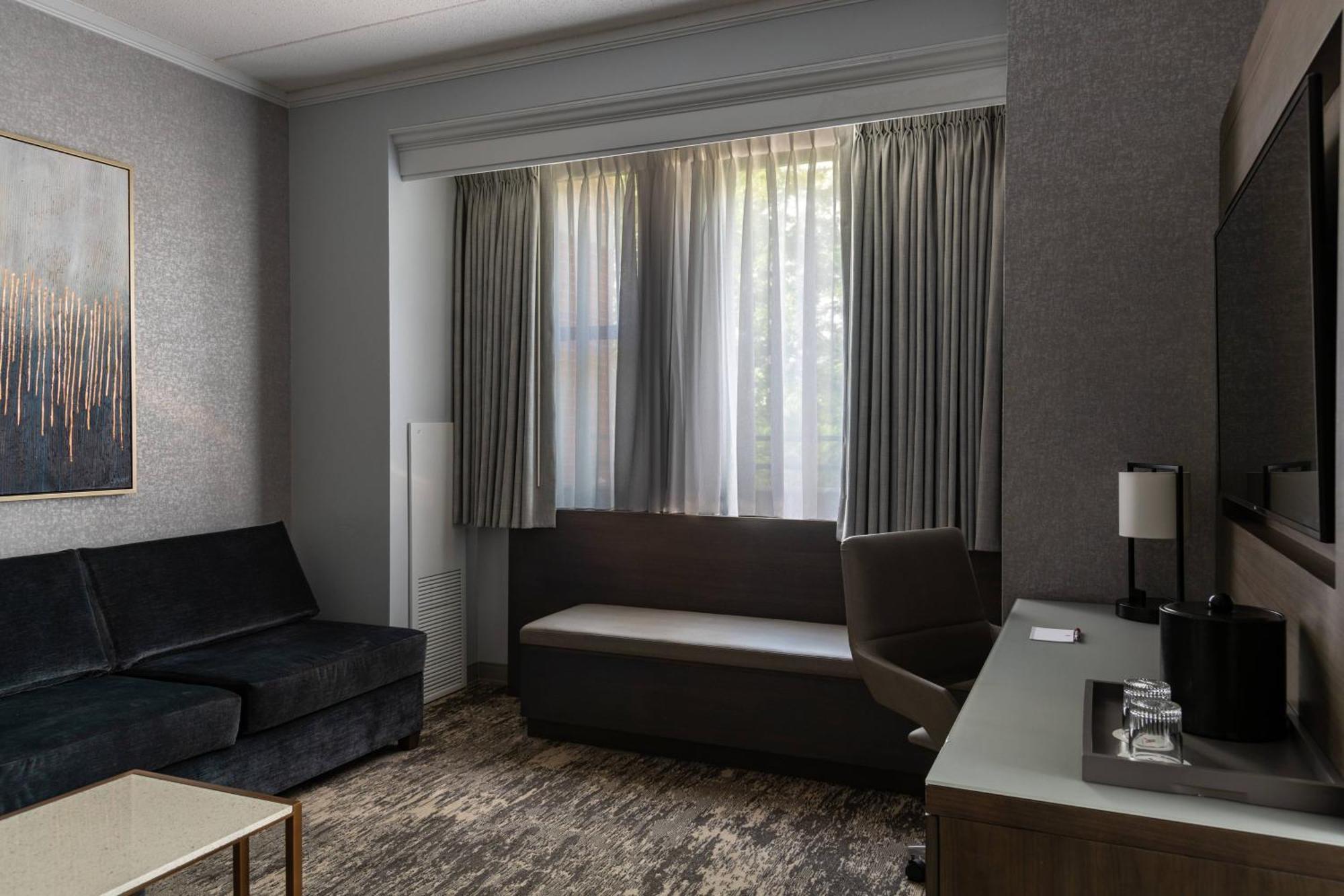 Courtyard By Marriott Chicago At Medical District-Uic Hotel Екстериор снимка